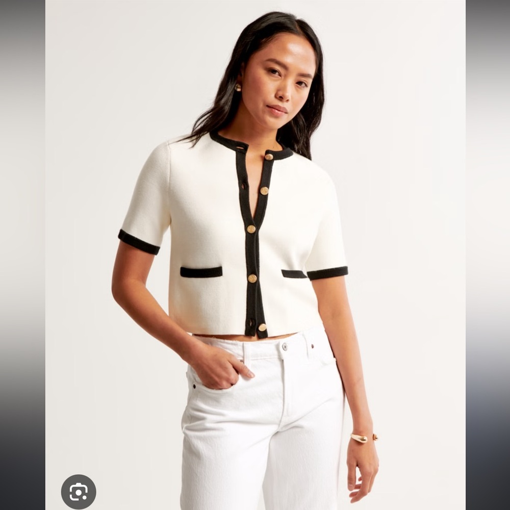 Abercrombie LuxeLoft Short Sleeve Cardigan White Cream Black Gold Buttons Top XS